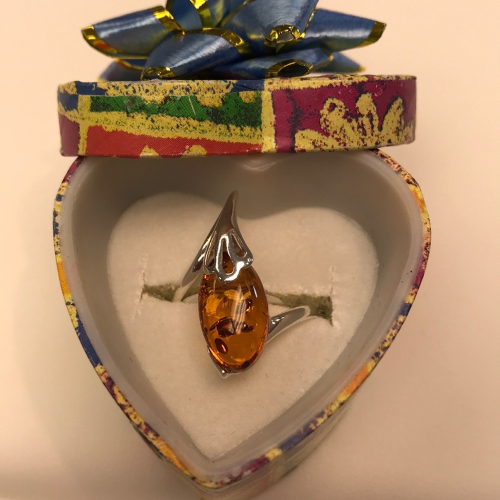 STERLING SILVER GEN BALTIC AMBER 7 1/4 RING NWT
